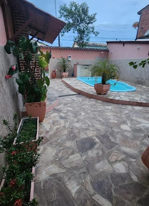 Casa Aconchegante Com Piscina-1